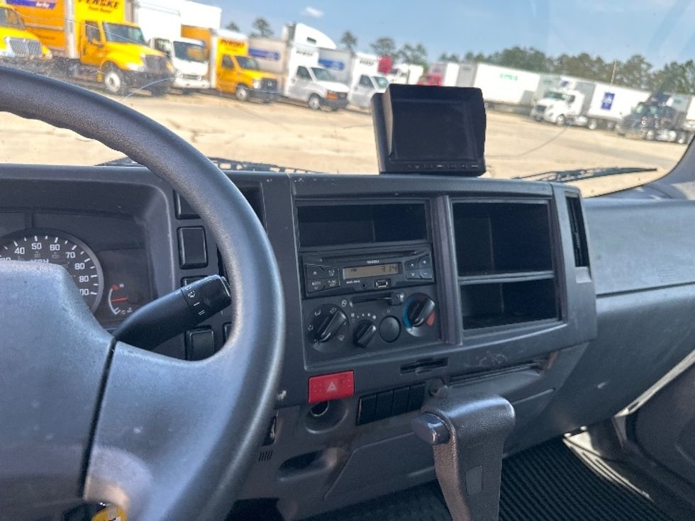 Medium Duty Box Truck-Light and Medium Duty Trucks-Isuzu-2016-NPR-Hammond-LA-154,200\n\t\tmiles-$ 15,000 - Image 18