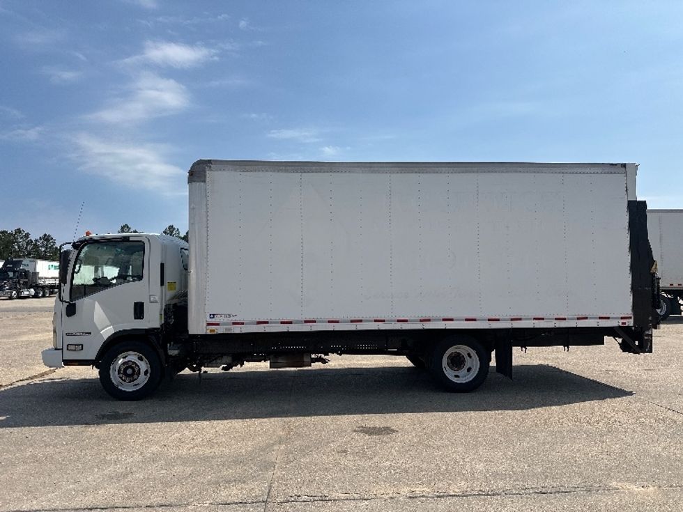 Medium Duty Box Truck-Light and Medium Duty Trucks-Isuzu-2016-NPR-Hammond-LA-154,200\n\t\tmiles-$ 15,000 - Image 4