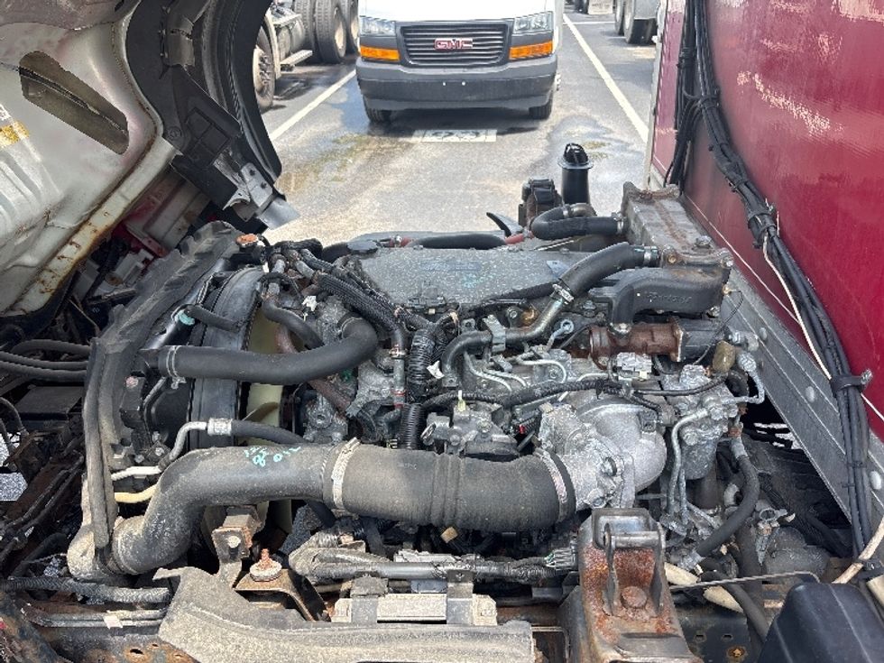 Medium Duty Box Truck-Light and Medium Duty Trucks-Isuzu-2016-NPR-Ladson-SC-138,676\n\t\tmiles-$ 14,000 - Image 23