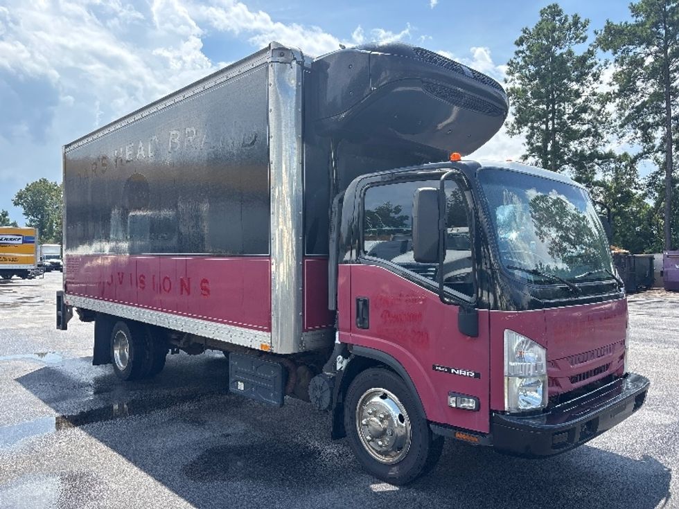 Medium Duty Box Truck-Light and Medium Duty Trucks-Isuzu-2016-NPR-Ladson-SC-138,676\n\t\tmiles-$ 14,000 - Image 3