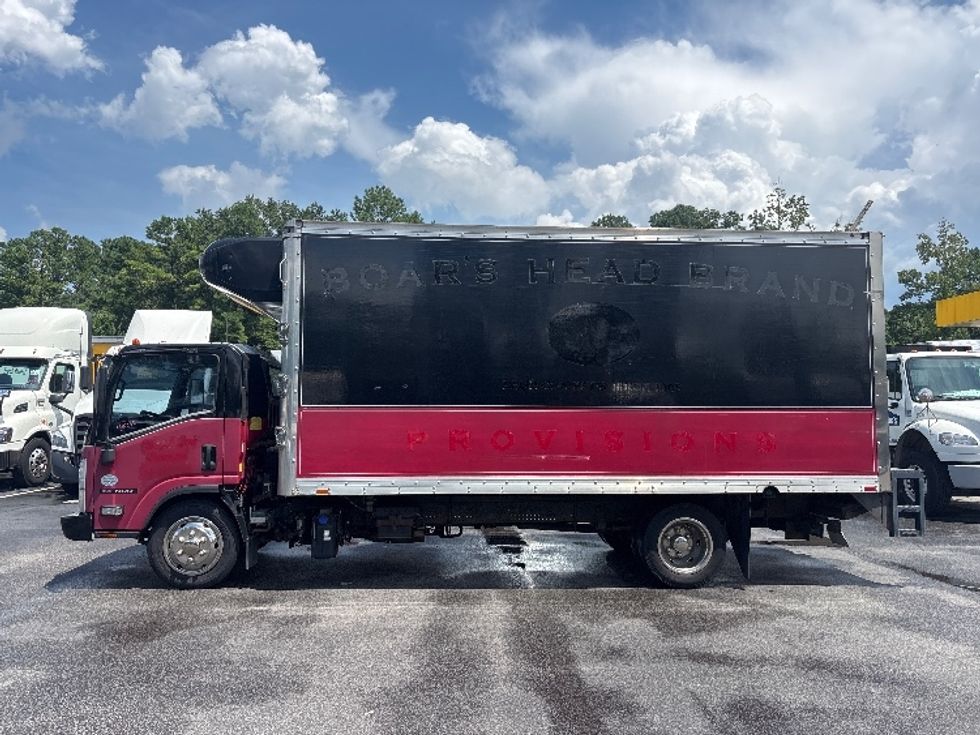Medium Duty Box Truck-Light and Medium Duty Trucks-Isuzu-2016-NPR-Ladson-SC-138,676\n\t\tmiles-$ 14,000 - Image 4