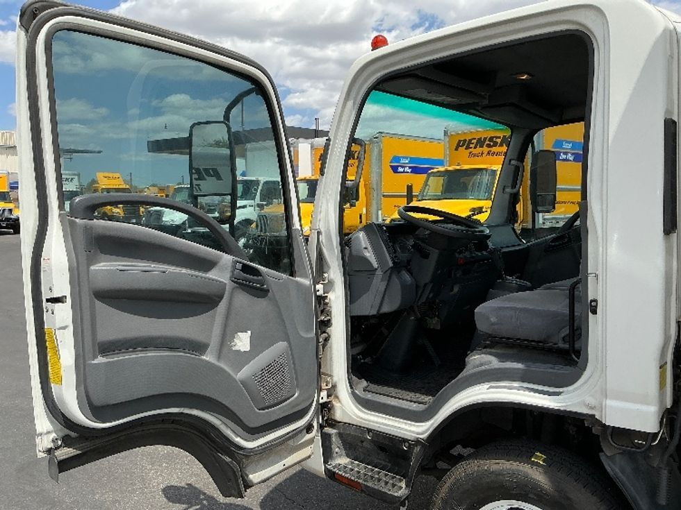 Medium Duty Box Truck-Light and Medium Duty Trucks-Isuzu-2016-NPR-Tucson-AZ-138,669\n\t\tmiles-$ 30,000 - Image 15