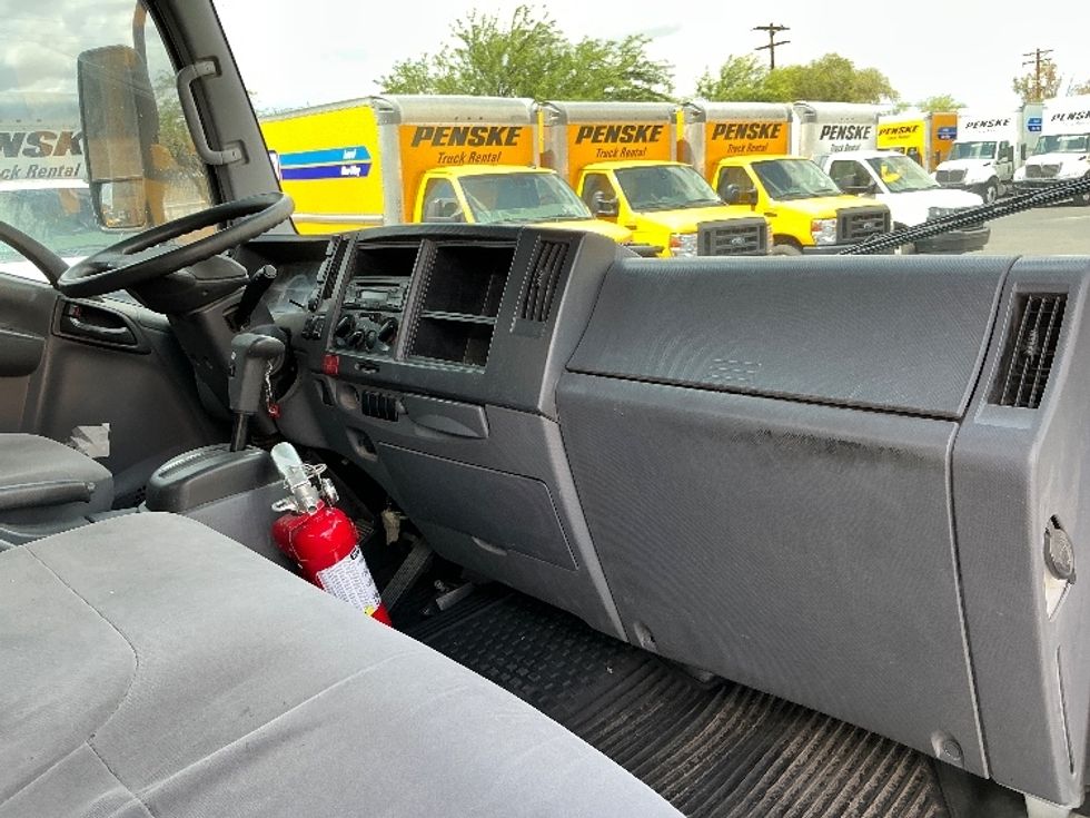 Medium Duty Box Truck-Light and Medium Duty Trucks-Isuzu-2016-NPR-Tucson-AZ-138,669\n\t\tmiles-$ 30,000 - Image 20