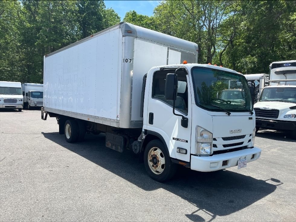 Medium Duty Box Truck-Light and Medium Duty Trucks-Isuzu-2016-NQR-Braintree-MA-107,094\n\t\tmiles-$ 34,250 - Image 1