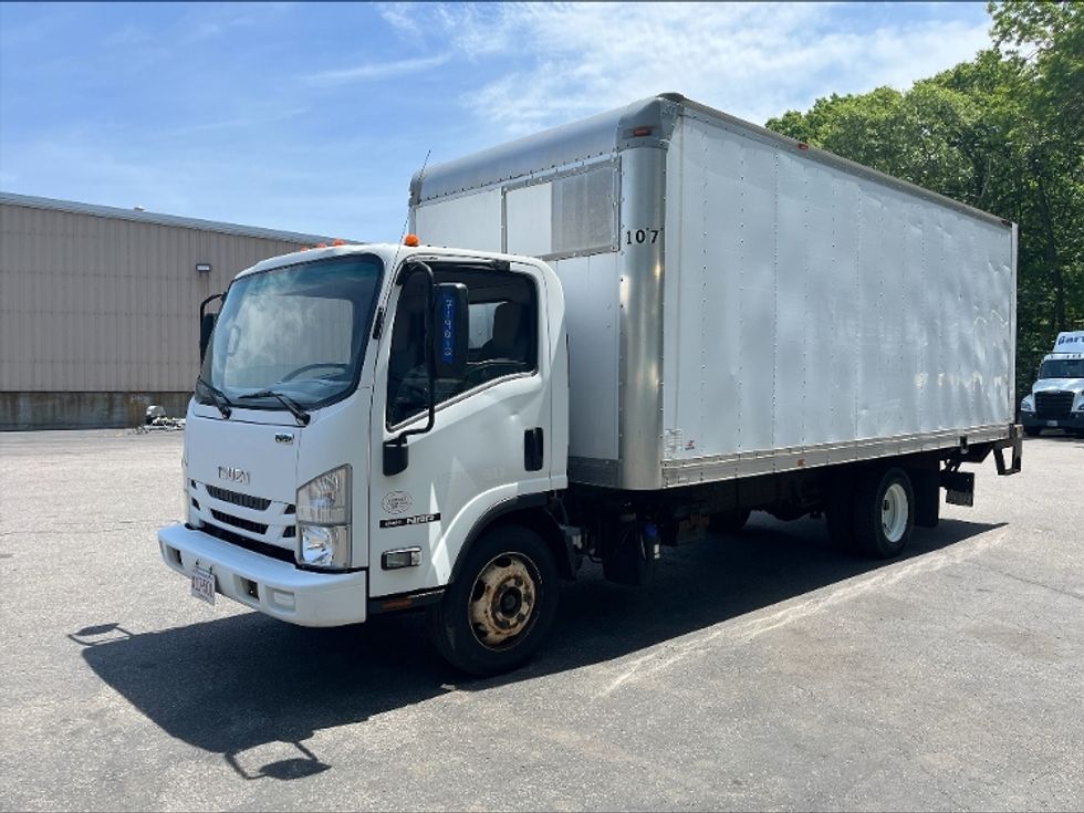 Medium Duty Box Truck-Light and Medium Duty Trucks-Isuzu-2016-NQR-Braintree-MA-107,094\n\t\tmiles-$ 34,250 - Image 3