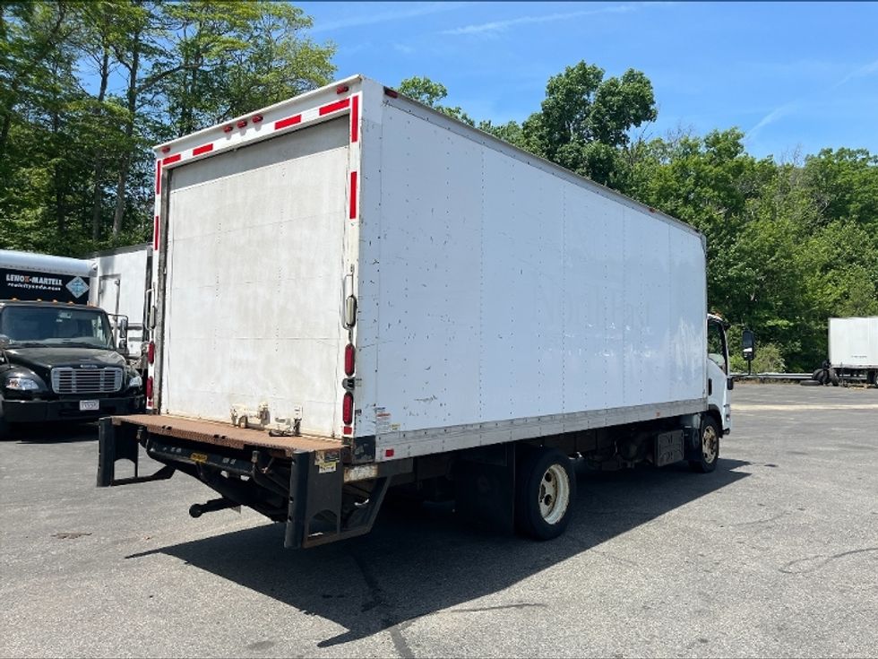 Medium Duty Box Truck-Light and Medium Duty Trucks-Isuzu-2016-NQR-Braintree-MA-107,094\n\t\tmiles-$ 34,250 - Image 6