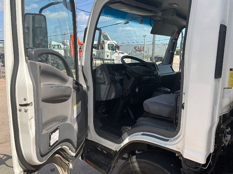 Medium Duty Box Truck-Light and Medium Duty Trucks-Isuzu-2016-NQR-Dallas-TX-102,254\n\t\tmiles-$ 38,250 - Image 16