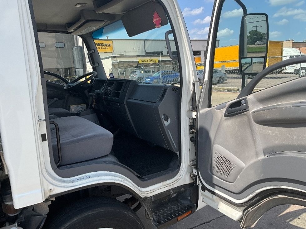 Medium Duty Box Truck-Light and Medium Duty Trucks-Isuzu-2016-NQR-Dallas-TX-102,254\n\t\tmiles-$ 38,250 - Image 20