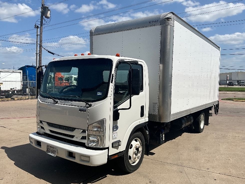 Medium Duty Box Truck-Light and Medium Duty Trucks-Isuzu-2016-NQR-Dallas-TX-102,254\n\t\tmiles-$ 38,250 - Image 3