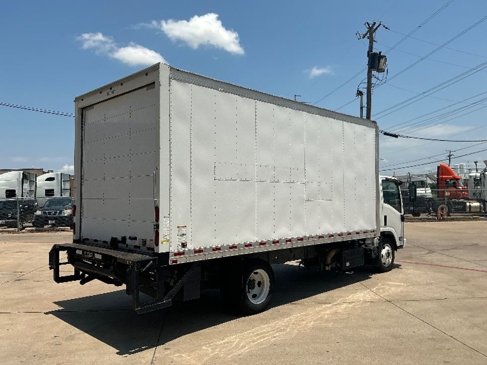 Medium Duty Box Truck-Light and Medium Duty Trucks-Isuzu-2016-NQR-Dallas-TX-68,419\n\t\tmiles-$ 40,250 - Image 13