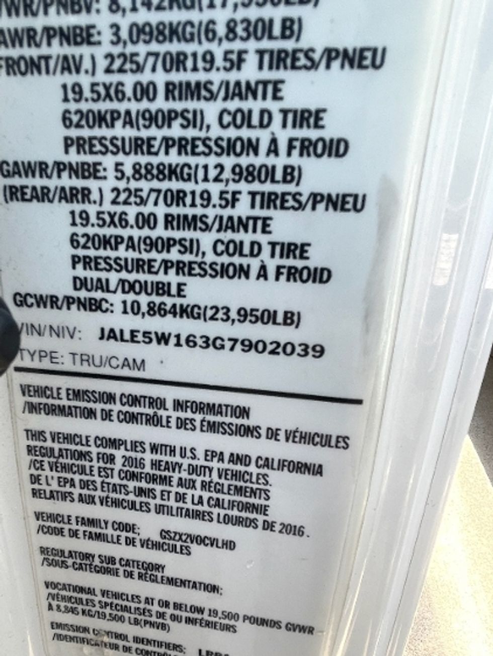 Medium Duty Box Truck-Light and Medium Duty Trucks-Isuzu-2016-NQR-Dallas-TX-68,419\n\t\tmiles-$ 40,250 - Image 25