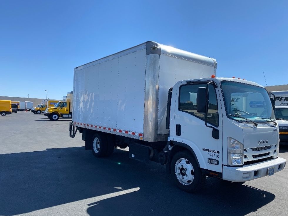 Used Isuzu Medium Duty Box Trucks for Sale Penske Used Trucks