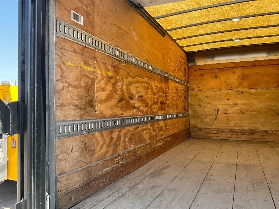 2016 Isuzu NQR Medium Duty Box Truck