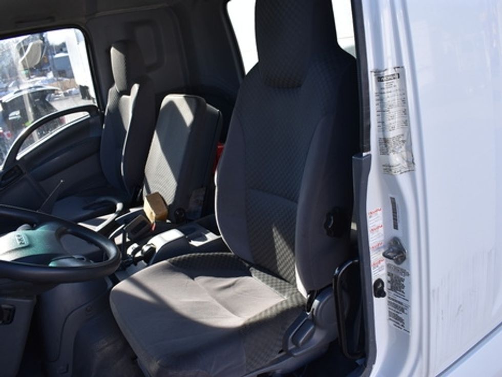 Medium Duty Box Truck-Light and Medium Duty Trucks-Isuzu-2018-FTR-Chicopee-MA-139,996\n\t\tmiles-$ 42,500 - Image 12