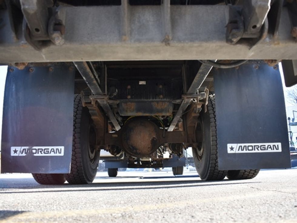 Medium Duty Box Truck-Light and Medium Duty Trucks-Isuzu-2018-FTR-Chicopee-MA-139,996\n\t\tmiles-$ 42,500 - Image 5