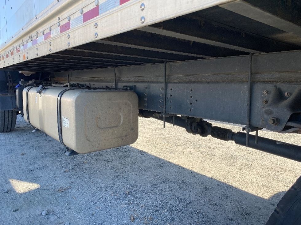 Medium Duty Box Truck-Light and Medium Duty Trucks-Isuzu-2018-FTR-Concord-NC-193,001\n\t\tmiles-$ 36,250 - Image 5