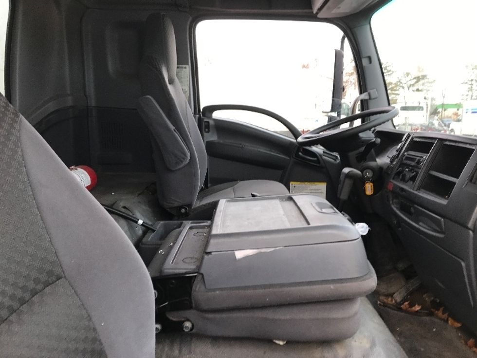 Medium Duty Box Truck-Light and Medium Duty Trucks-Isuzu-2018-FTR-Essex Junction-VT-146,868\n\t\tmiles-$ 41,500 - Image 21