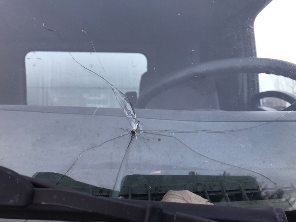 Medium Duty Box Truck-Light and Medium Duty Trucks-Isuzu-2018-FTR-Essex Junction-VT-146,868\n\t\tmiles-$ 41,500 - Image 24