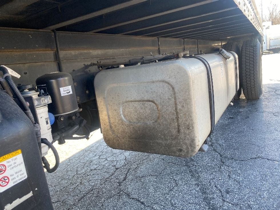 Medium Duty Box Truck-Light and Medium Duty Trucks-Isuzu-2018-FTR-Garner-NC-155,032\n\t\tmiles-$ 49,500 - Image 5