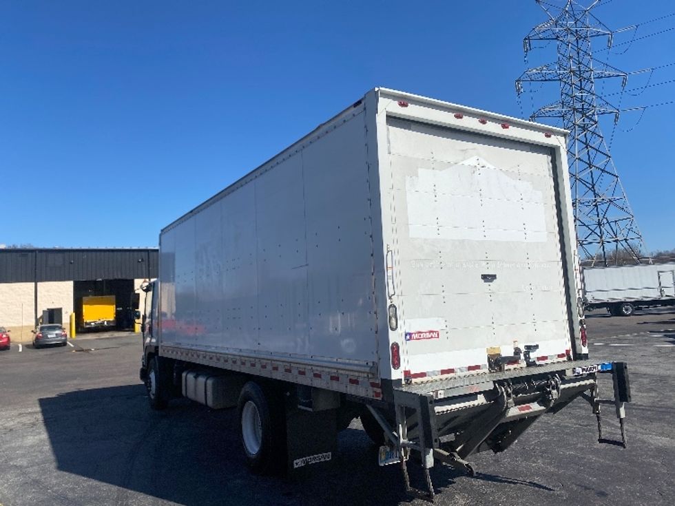 Medium Duty Box Truck-Light and Medium Duty Trucks-Isuzu-2018-FTR-Garner-NC-155,032\n\t\tmiles-$ 49,500 - Image 6
