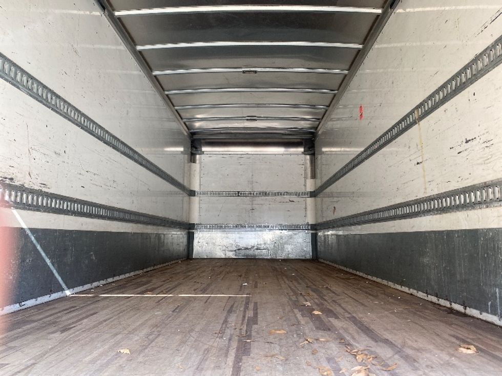 Medium Duty Box Truck-Light and Medium Duty Trucks-Isuzu-2018-FTR-Garner-NC-155,032\n\t\tmiles-$ 49,500 - Image 8