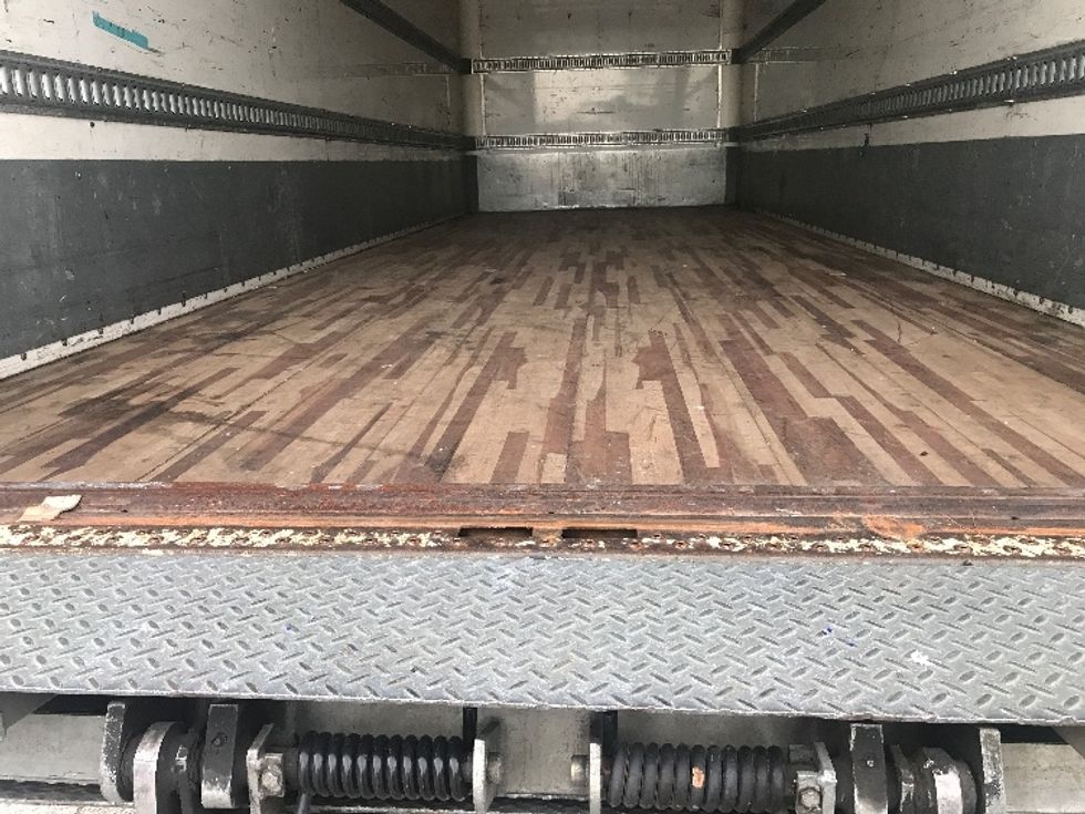 Medium Duty Box Truck-Light and Medium Duty Trucks-Isuzu-2018-FTR-Lexington-SC-191,271\n\t\tmiles-$ 42,000 - Image 10