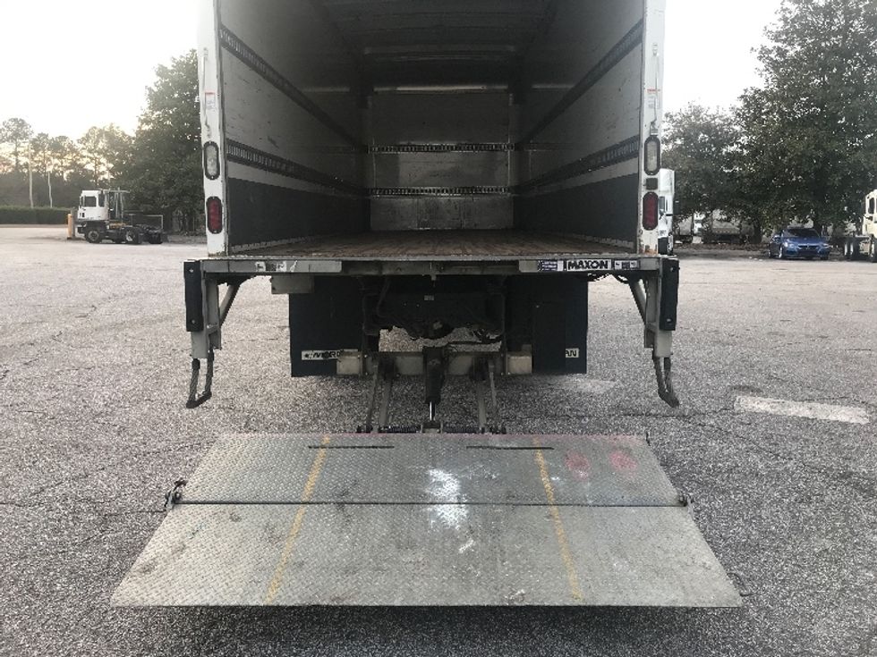 Medium Duty Box Truck-Light and Medium Duty Trucks-Isuzu-2018-FTR-Lexington-SC-191,271\n\t\tmiles-$ 42,000 - Image 9