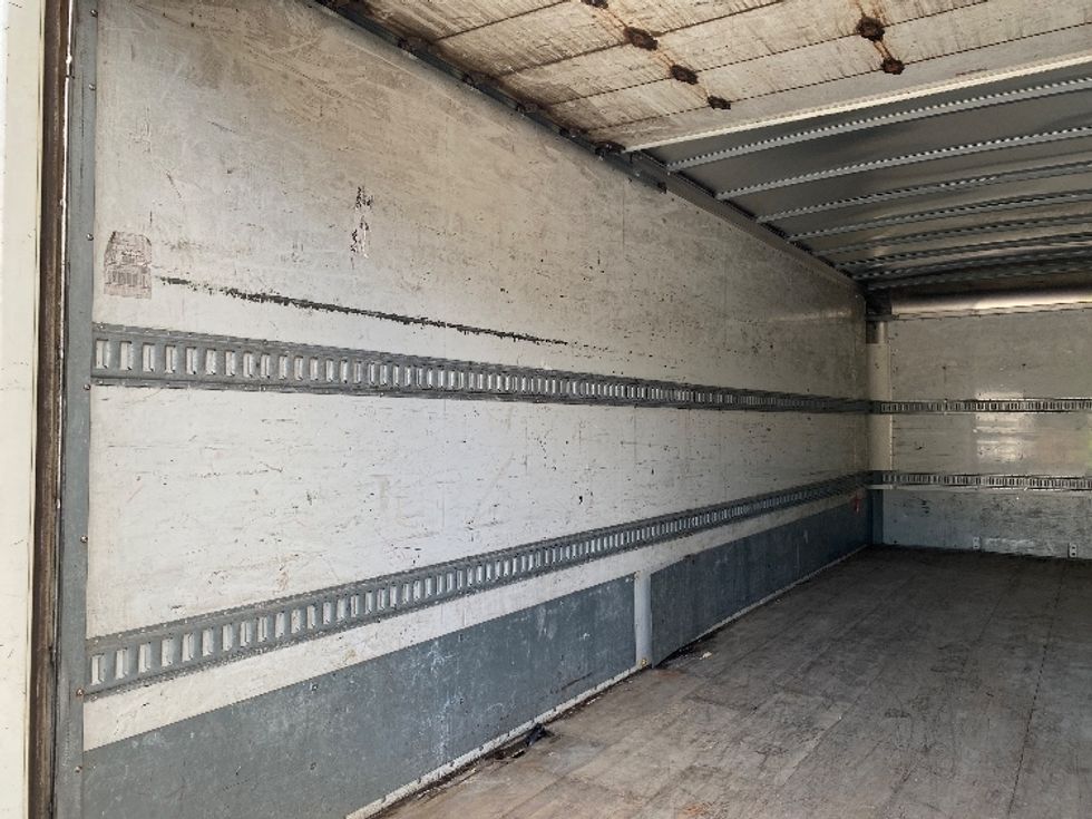 Medium Duty Box Truck-Light and Medium Duty Trucks-Isuzu-2018-FTR-Mobile-AL-165,700\n\t\tmiles-$ 48,500 - Image 11