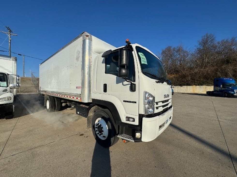 Medium Duty Box Truck-Light and Medium Duty Trucks-Isuzu-2018-FTR-Nashville-TN-190,192\n\t\tmiles-$ 39,000 - Image 1