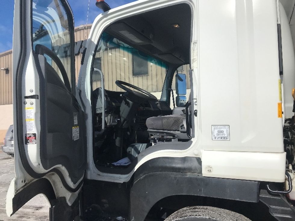 Medium Duty Box Truck-Light and Medium Duty Trucks-Isuzu-2018-FTR-Rothschild-WI-188,780\n\t\tmiles-$ 40,000 - Image 16