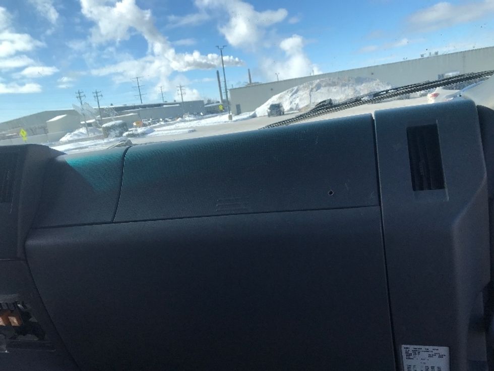 Medium Duty Box Truck-Light and Medium Duty Trucks-Isuzu-2018-FTR-Rothschild-WI-188,780\n\t\tmiles-$ 40,000 - Image 21