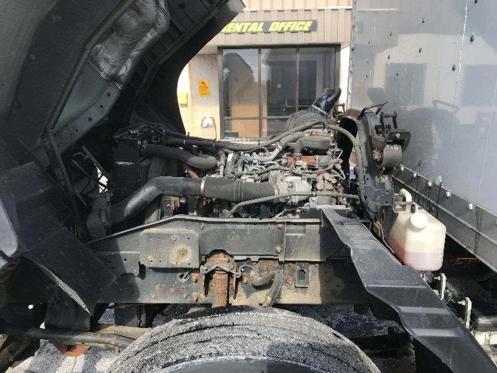 Medium Duty Box Truck-Light and Medium Duty Trucks-Isuzu-2018-FTR-Rothschild-WI-188,780\n\t\tmiles-$ 40,000 - Image 24