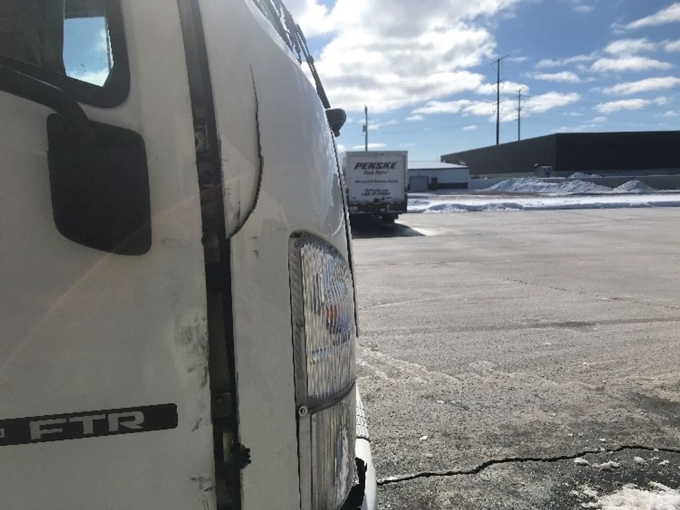 Medium Duty Box Truck-Light and Medium Duty Trucks-Isuzu-2018-FTR-Rothschild-WI-188,780\n\t\tmiles-$ 40,000 - Image 27