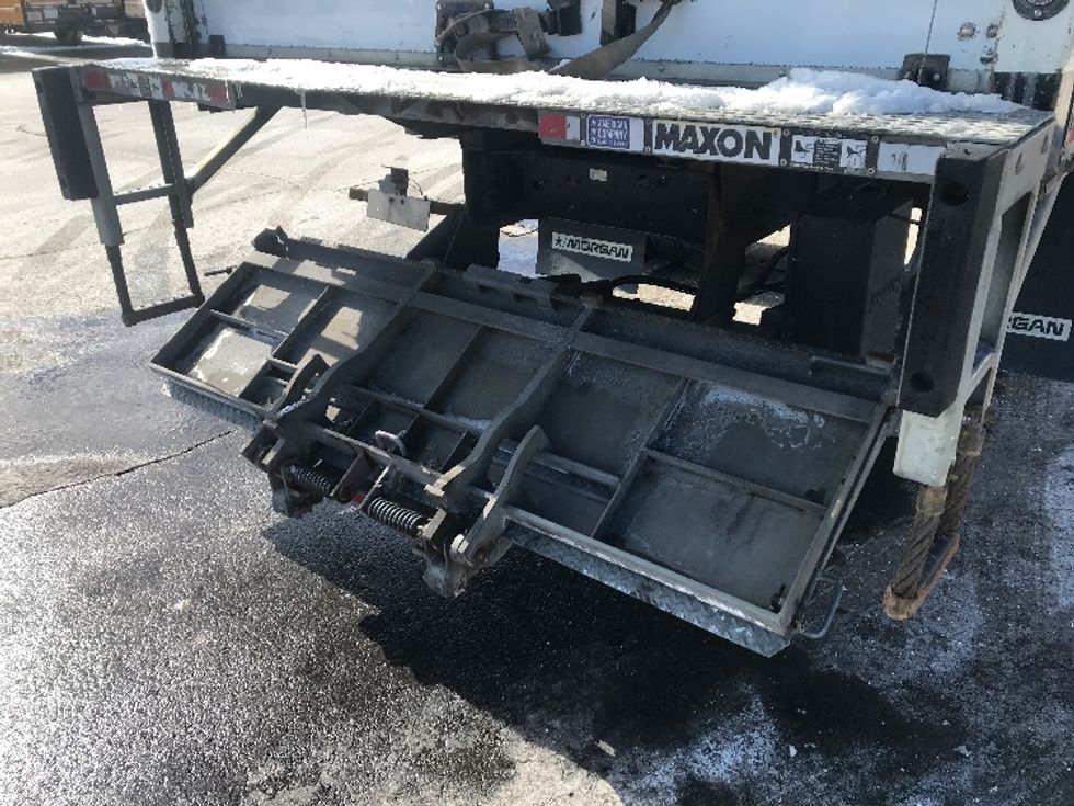 Medium Duty Box Truck-Light and Medium Duty Trucks-Isuzu-2018-FTR-Rothschild-WI-188,780\n\t\tmiles-$ 40,000 - Image 28