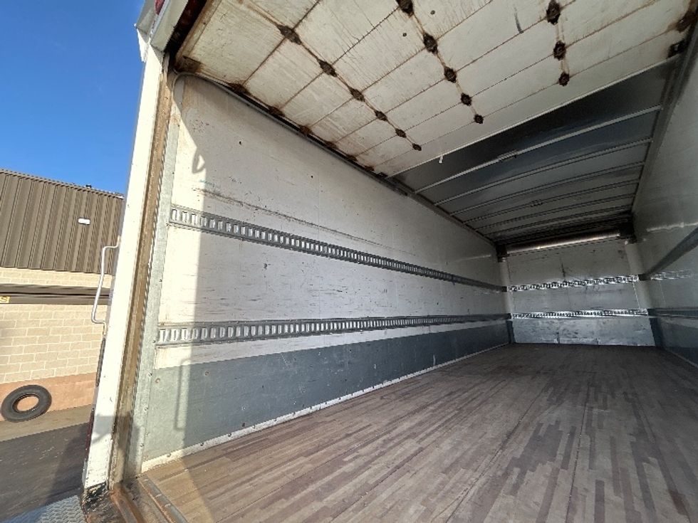 Medium Duty Box Truck-Light and Medium Duty Trucks-Isuzu-2018-FTR-Springfield-MO-152,405\n\t\tmiles-$ 40,500 - Image 11