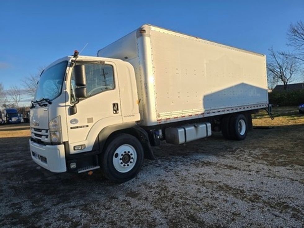 Medium Duty Box Truck-Light and Medium Duty Trucks-Isuzu-2018-FTR-Springfield-MO-156,126\n\t\tmiles-$ 42,000 - Image 2