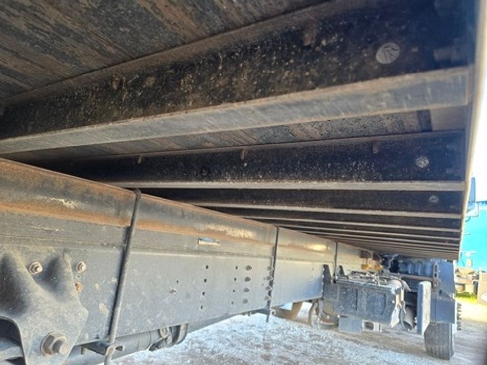 Medium Duty Box Truck-Light and Medium Duty Trucks-Isuzu-2018-FTR-Springfield-MO-156,126\n\t\tmiles-$ 42,000 - Image 4