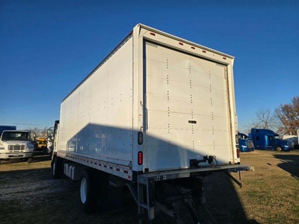 Medium Duty Box Truck-Light and Medium Duty Trucks-Isuzu-2018-FTR-Springfield-MO-156,126\n\t\tmiles-$ 42,000 - Image 5