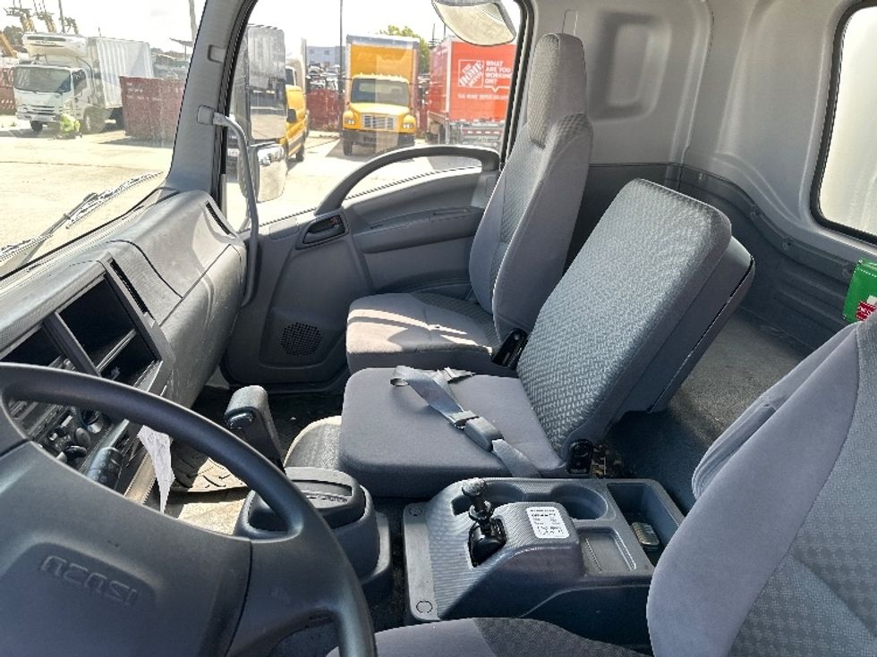 Medium Duty Box Truck-Light and Medium Duty Trucks-Isuzu-2018-FTR-West Sacramento-CA-114,151\n\t\tmiles-$ 46,250 - Image 19