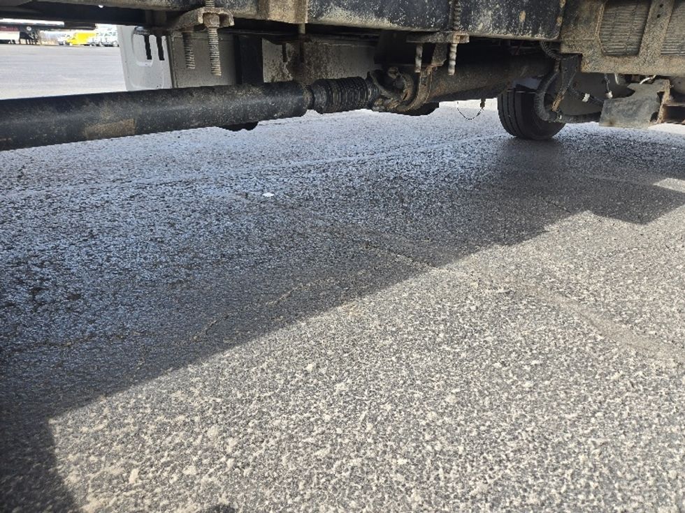 Medium Duty Box Truck-Light and Medium Duty Trucks-Isuzu-2018-FTR-White Deer-PA-110,726\n\t\tmiles-$ 43,750 - Image 14