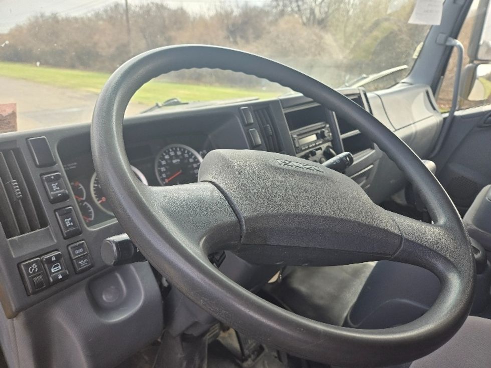 Medium Duty Box Truck-Light and Medium Duty Trucks-Isuzu-2018-FTR-White Deer-PA-110,726\n\t\tmiles-$ 43,750 - Image 17