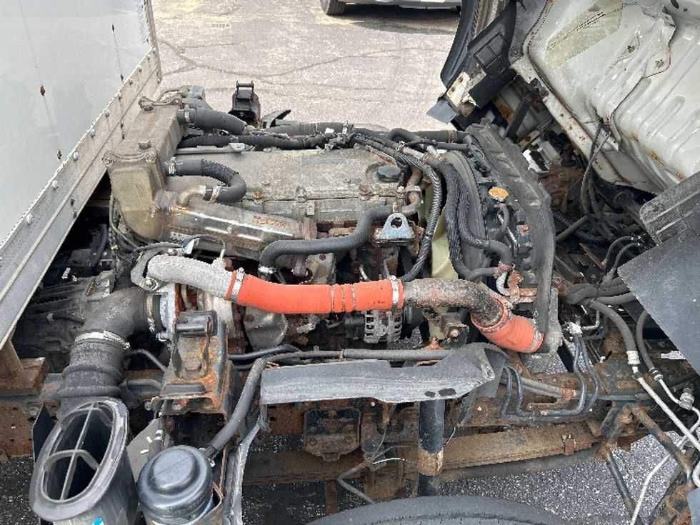 Medium Duty Box Truck-Light and Medium Duty Trucks-Isuzu-2018-NQR-Braintree-MA-63,706\n\t\tmiles-$ 40,250 - Image 22