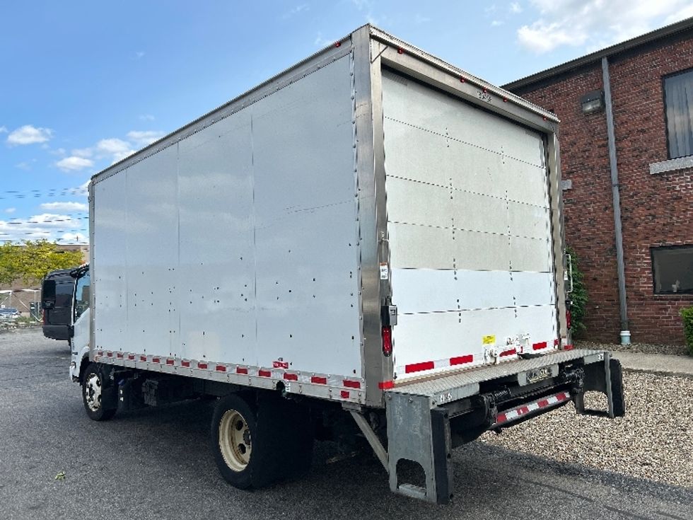Medium Duty Box Truck-Light and Medium Duty Trucks-Isuzu-2018-NQR-Braintree-MA-63,706\n\t\tmiles-$ 40,250 - Image 6