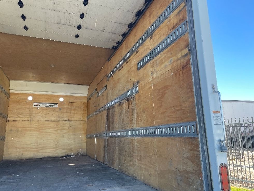 Medium Duty Box Truck-Light and Medium Duty Trucks-Isuzu-2018-NQR-Greeley-CO-109,777\n\t\tmiles-$ 38,750 - Image 12