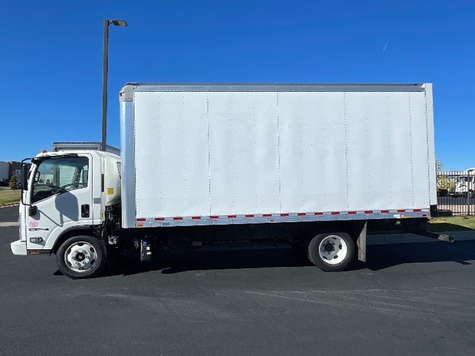 Medium Duty Box Truck-Light and Medium Duty Trucks-Isuzu-2018-NQR-Greeley-CO-109,777\n\t\tmiles-$ 38,750 - Image 4