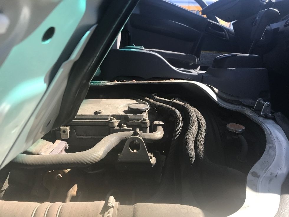 Medium Duty Box Truck-Light and Medium Duty Trucks-Isuzu-2018-NQR-Torrance-CA-123,580\n\t\tmiles-$ 44,250 - Image 23