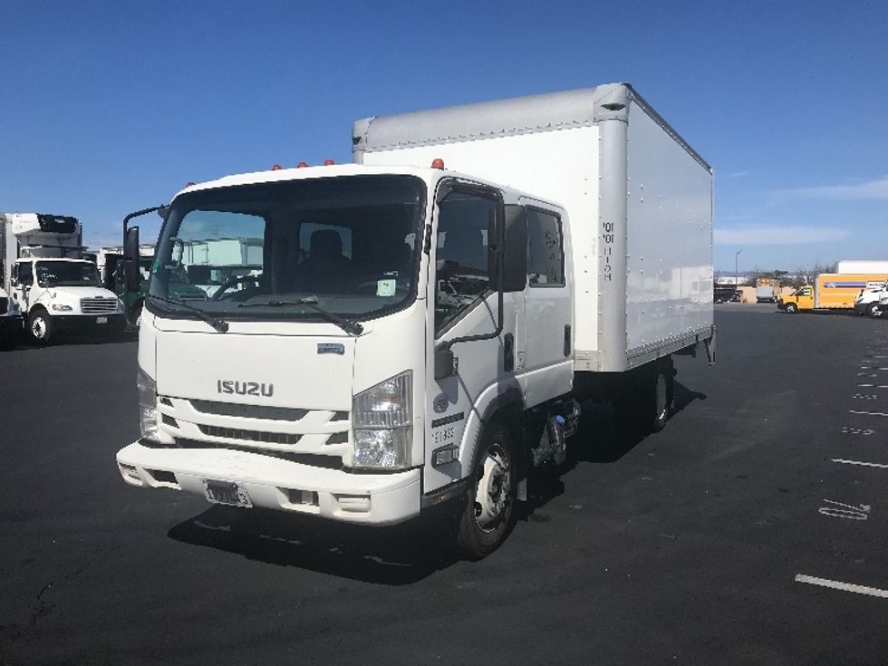 Medium Duty Box Truck-Light and Medium Duty Trucks-Isuzu-2018-NQR-Torrance-CA-123,580\n\t\tmiles-$ 44,250 - Image 3