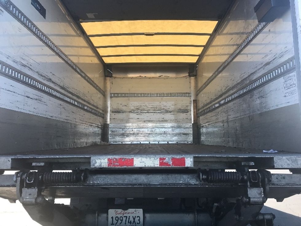 Medium Duty Box Truck-Light and Medium Duty Trucks-Isuzu-2018-NQR-Torrance-CA-123,580\n\t\tmiles-$ 44,250 - Image 8