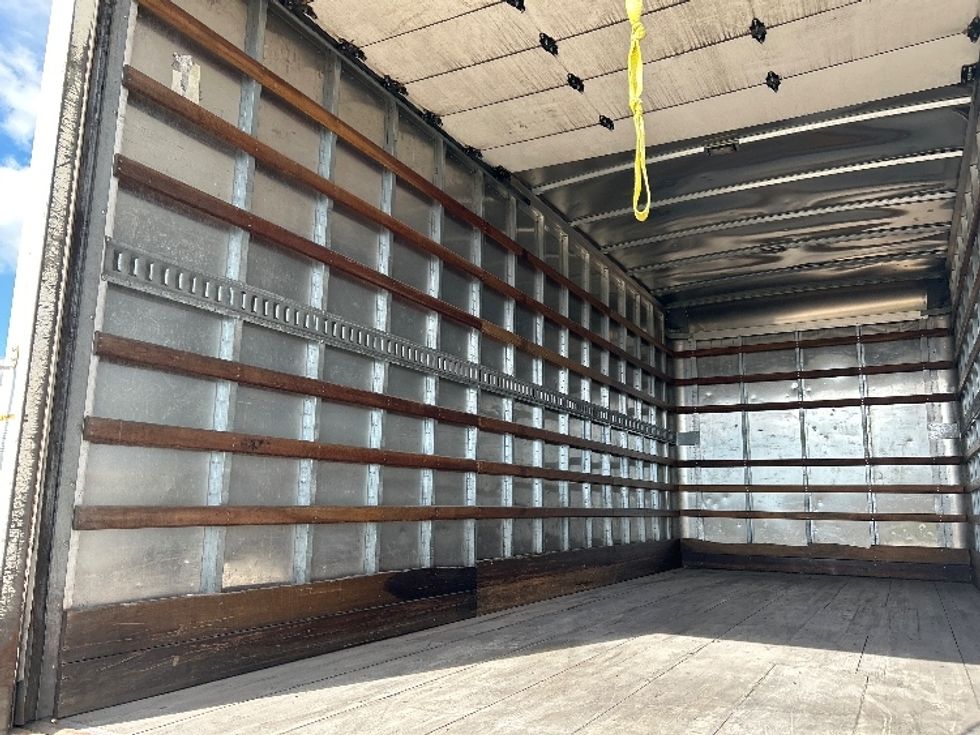 Medium Duty Box Truck-Light and Medium Duty Trucks-Isuzu-2018-NQR-Torrance-CA-200,936\n\t\tmiles-$ 28,000 - Image 11