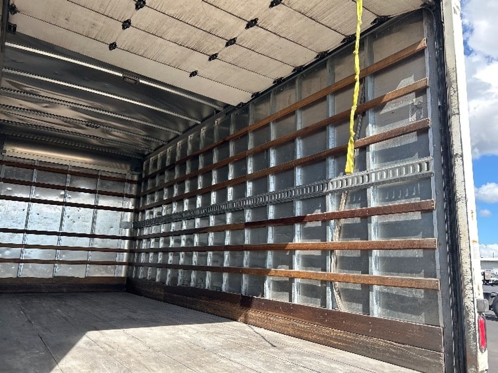 Medium Duty Box Truck-Light and Medium Duty Trucks-Isuzu-2018-NQR-Torrance-CA-200,936\n\t\tmiles-$ 28,000 - Image 12